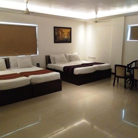 Hotel Karan Vilas Agra  Esterno foto