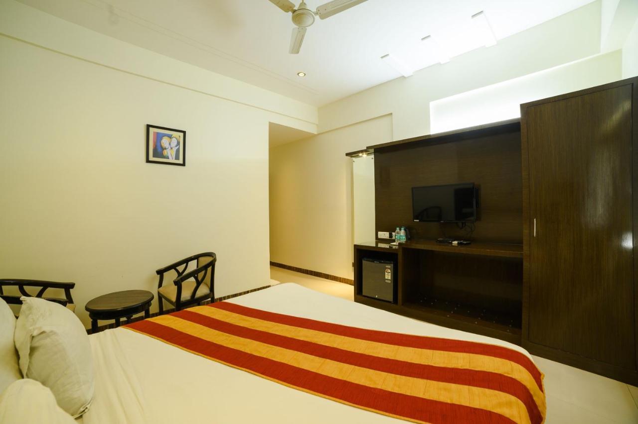 Hotel Karan Vilas Agra  Esterno foto