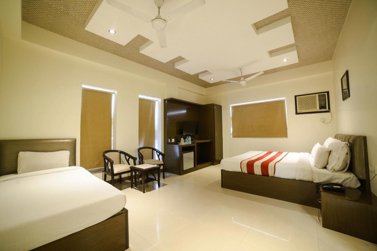 Hotel Karan Vilas Agra  Esterno foto