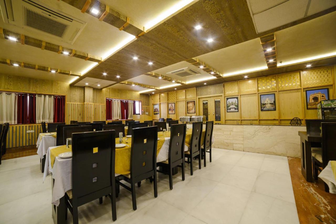 Hotel Karan Vilas Agra  Esterno foto