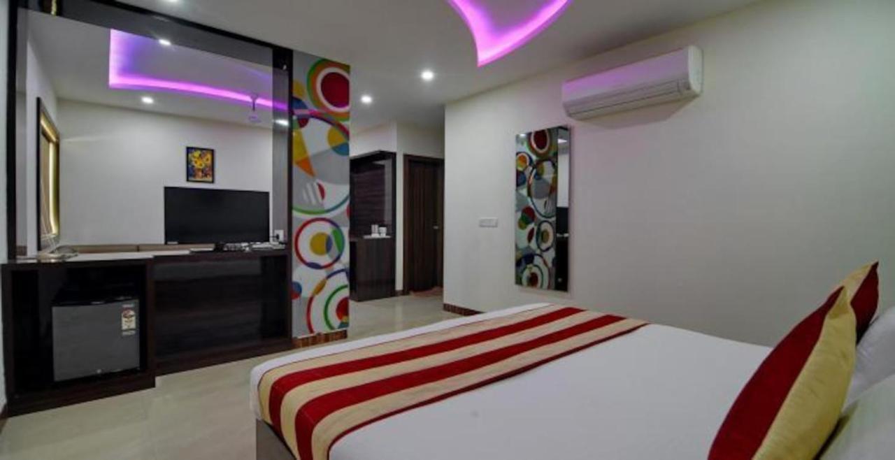 Hotel Karan Vilas Agra  Esterno foto