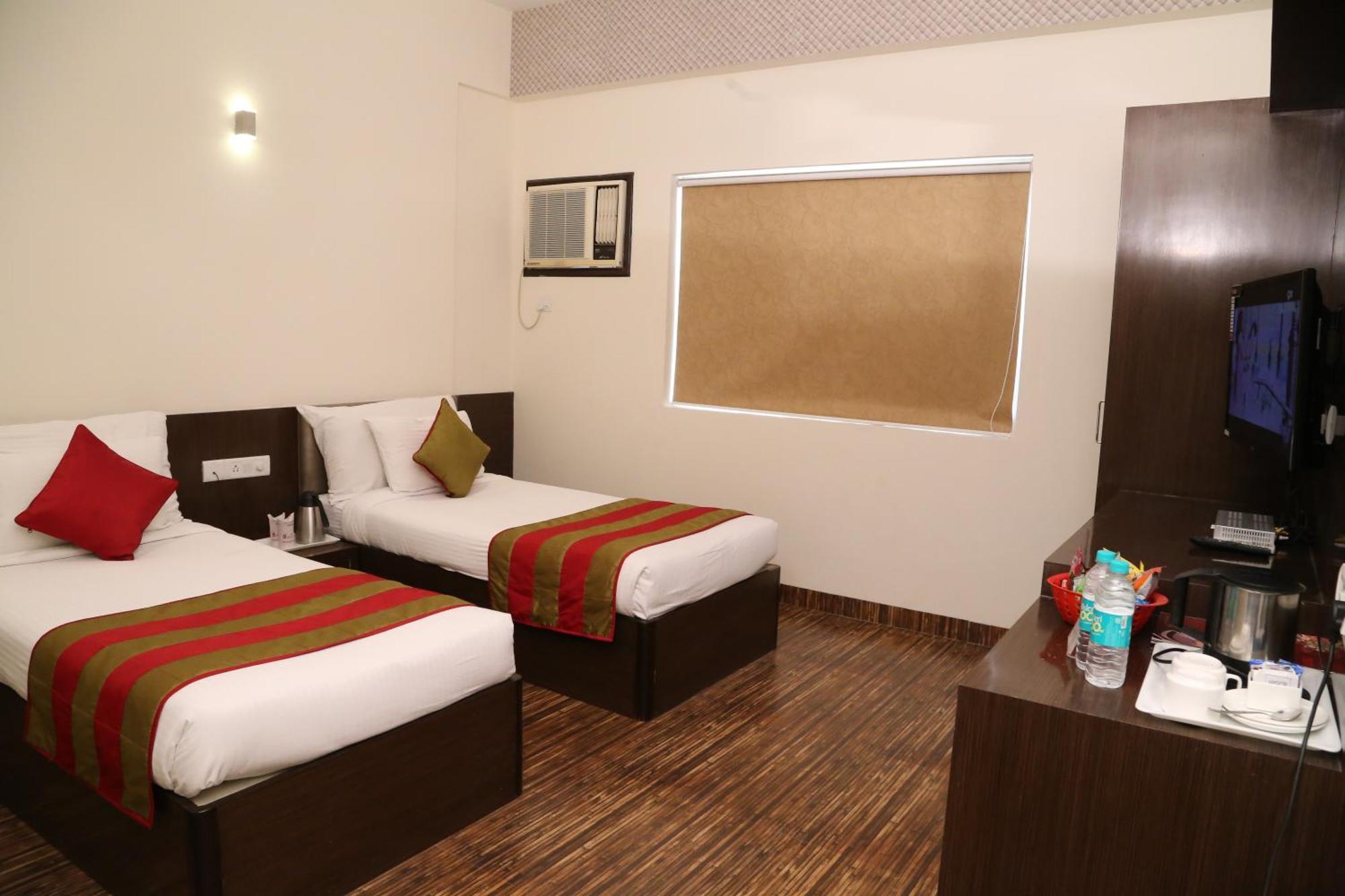 Hotel Karan Vilas Agra  Esterno foto