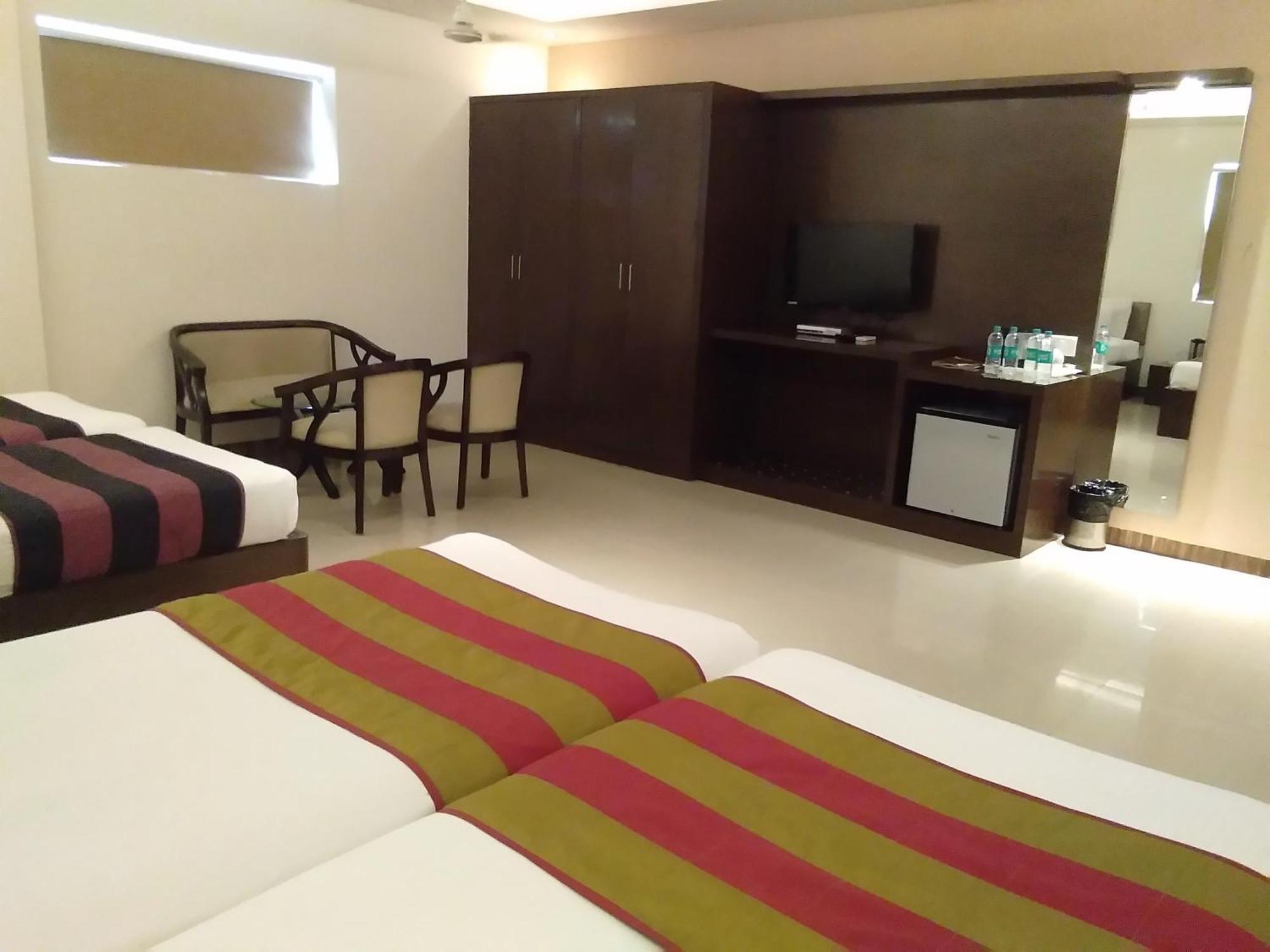 Hotel Karan Vilas Agra  Esterno foto